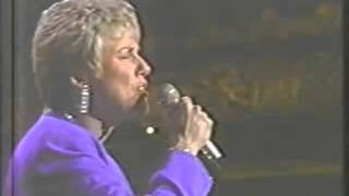 Anne Murray with The Bostons Pops - You Needed Me