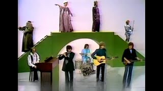 Moody Blues - Are You Sitting Comfortably  - Tom Jones Show