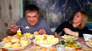 MUKBANG // СМЕТАЕМ ВСЕ СО СТОЛА // КИШКОБЛУД В ДЕЛЕ