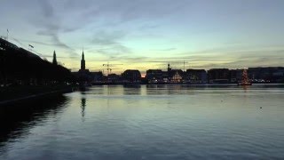 HAMBURG - AN DER BINNENALSTER - PANORAMA - DIE ALSTERTANNE - 2015