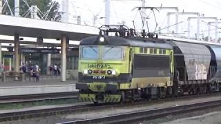 Loko Train Plehács 242 287-1 halad át gabonavonattal Kelenföldön