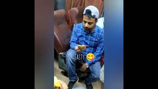 Singhara(Samosa), Chop, Kochuri In Train |সিংগারা (সামোসা), ভেজিটেবল চপ, ট্রেনে কচুরি