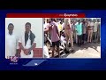 farmers holds protest at narsapur chowrastha over paddy procurement v6 news