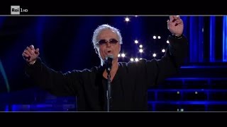 Filippo Bisciglia interpreta Franco Califano: "Minuetto" - Tale e Quale Show 07/10/2017 Filippo Bisciglia interpreta Franco Califano: "Minuetto" - Tale e Quale Show 07/10/2017