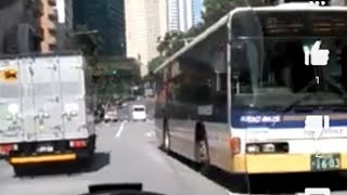 安全確保　路線バスの追い越し、対向バスとの安全な交差は常に頭に置きます。guarantee safety among busses,getting ahead and intersection