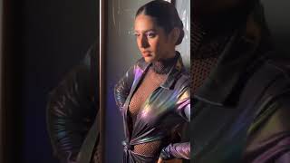 priya varrier hot photoshoot priya varrier hot navel kiss Malayalam actress hot cleavage navel boobs