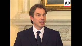 UK: GERMAN CHANCELLOR SCHROEDER MEETS TONY BLAIR