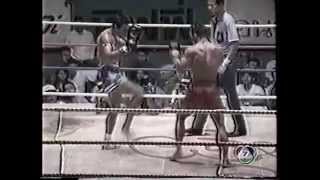 Muay Thai Knock - ฉมวกเพชร ช่อชะมวง vs ชัยเดช