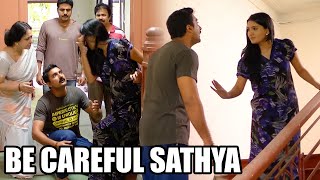 Be Careful Sathya | Sakash Romance Scene | Best of Deivamagal