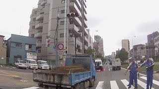 【ドラレコ】ちょっ！ おまわりさん近すぎw【車載】