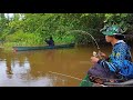 Best fishing videos!! Fishing for giant prawns in the depths of the Kalimantan forest