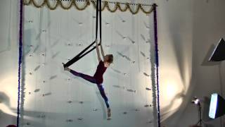 Anastasia on Aerial Sling at Circus Building/Aerial Fit's Winter Student Showcase