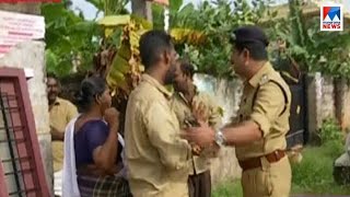 ബവിറിജസ് ഔട്ട്ലെറ്റിനെതിരെ പ്രതിഷേധം, പൊലീസ് സമരപന്തൽ പൊളിച്ചുനീക്കി | Bevco outlet -Muttathara