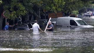 Argentina hit by deadly flash floods