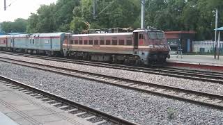 Banaras Janata Express 15120 Dehradun Junction To Bnarash Express Bhaidohi Railway Station #video 🇮🇳