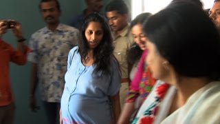 Ajith's Pregnant wife Shalini at Albert theater to watch Yennai Arindhaal with her Family
