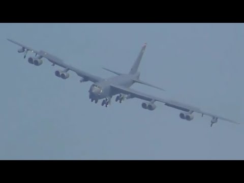 INCREDIBLE USAF B-52 Stratofortress SHORT Approach Into RAF Fairford ...