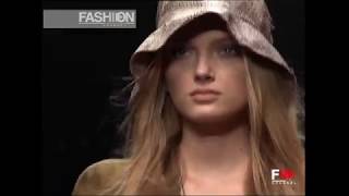 BURBERRY Spring Summer 2009 Milan - Fashion Channel