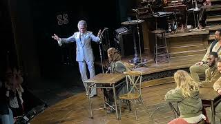 Standing Ovation for André De Shields during his entrance for his final turn as Hermes in HADESTOWN