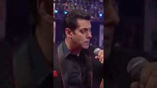 Salman Khan insult Shahrukh KHAN in Live Show😱 Megastar SK vs Shahrukh Khan fight🔥🔥 Selmon Bhai gusa