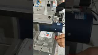 Flat Surface Bottle Labeling Machine Self Adhesive 10 - 50 Times / Minute