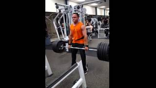 Deadlifting 515 lbs