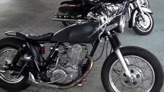 ＳＲ400カフェレーサーときれいなお姉さん　２％ＥＲ