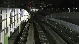 ポートライナー夜景前面車窓