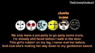 Hollywood Undead - Comin' In Hot [Lyrics Video] [OLD VERSION]