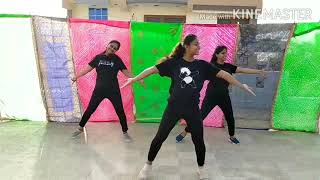 Kudi Nu Nachne De | Angrezi Medium | Radhika Madan, Irfan Khan | Dance Cover By Rocking Sisters
