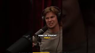theo von makes joe rogan piss himself laughing #jre #jreclips #podcast #trending