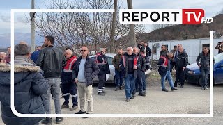 Burrel/ Metalurgët në protestë: Duam rritje pagash, përshkallëzim nëse s’na plotësohet kërkesa