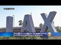 Travelers At LAX Can Now Use Mobile Devices To Order Food From Airport Restaurants