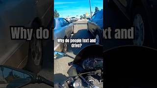 That’s how people cause accidents #illegal #texting #smh #motorcycle #motovlog #like #fyp #how #wow