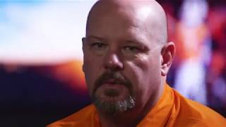 Tennessee Football | Coach Kevin Sherrer Field Level