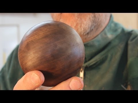 Turning a wooden Sphere on the Lathe Turning a wooden Sphere on the Lathe