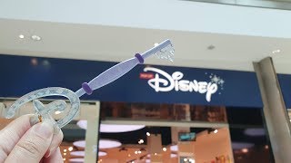 Getting the Frozen Key from The Disney Store! • Vlogtober!