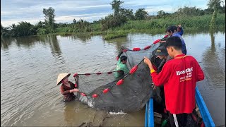 Fishing for Eels on Flooded Fields l The Pink Light of the Western Region
