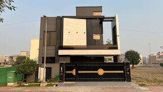 10 Marla Very Beautiful House For Sale In Bahria Town Lahore | Luxury House |