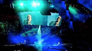 U2 360 - Mysterious Ways live at the Rose Bowl (HD)