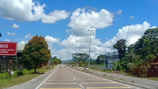 Menelusuri kampung (bau) Sarawak Malaysia.