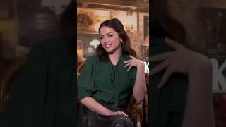 chris evans and ana de armas (Knives Out interview)