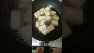 Masak ayam dan tahu goreng #cooking