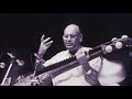 Applause for a Shubha panthuvarali raagam in Veena? S.Balachander in Thiruvaiyaru in 1967