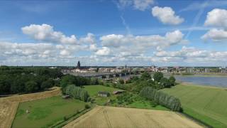 drone vlucht langs de ijssel