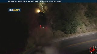 Chase ends after SUV crash, standoff on Mulholland Drive | ABC7