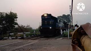 Shivaji Nagar Aurangabad Railway gate crossing.