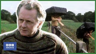 1976: The ANCIENT SECRET of CORACLE Making  | The 60 70 80 Show| World of Work | BBC Archive