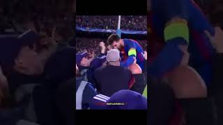 Messi Punches Barcelona Fans 😂😂 #youtube #messi #football