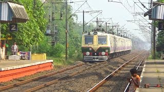 Eastern Railways Old colored Howrah-Chandanpur Local (EMU/Electric Multiple Unit)